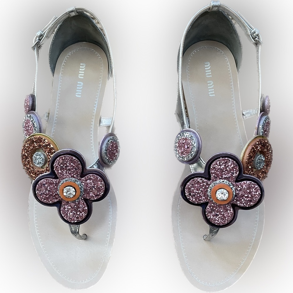 Miu Miu by PRADA Thong Flower Sandal flipflops - Picture 2 of 6